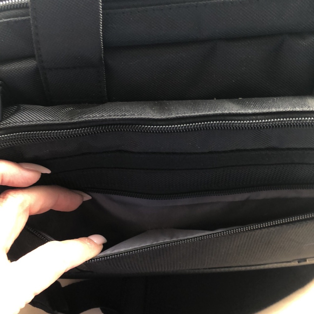 Like new computer bag - Picture 5 of 6